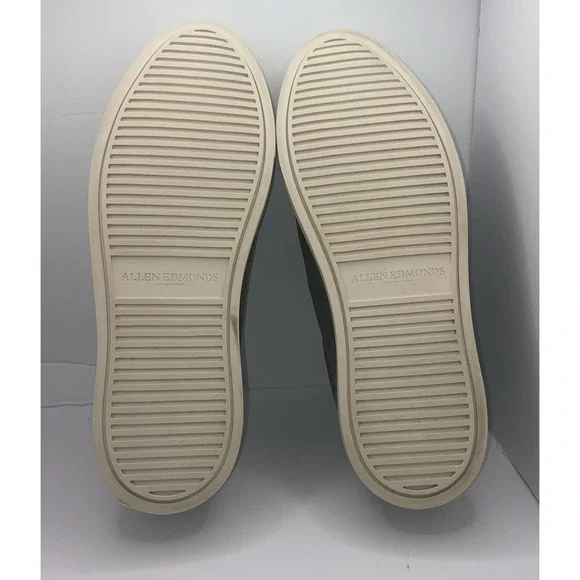 Allen Edmonds Gray Oxfords Mens - Size 12  (W) - Picture 11 of 12